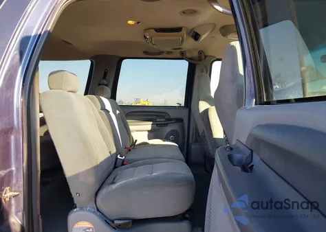 2004 Ford Excursion Xls/Xlt from USA, damaged, VIN 1FMSU41P04EA22407